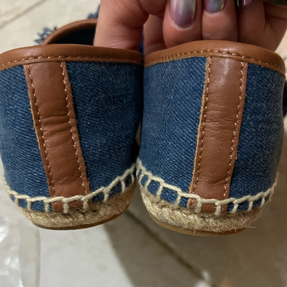 Tory Burch denim gorgeous shoes - Picture 2 of 6